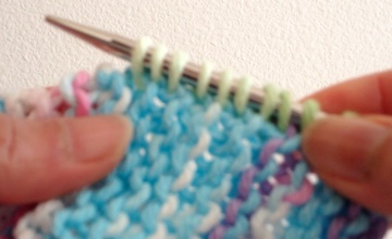 pick up stitches along an edge of knitting