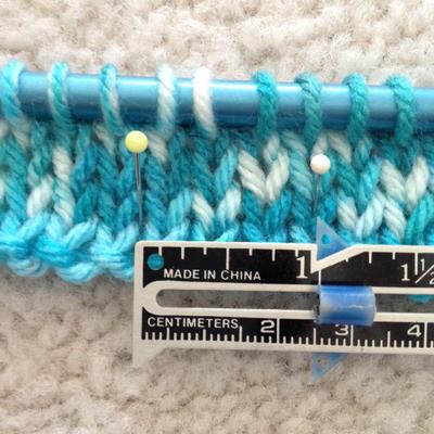 measuring yarn gauge